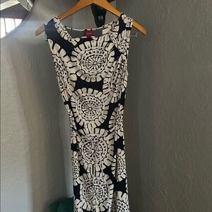 Merona Black and White Sleeveless Midi Dress with Medallion Print